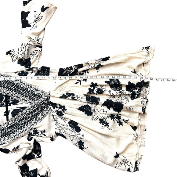 Billabong Divine Dress- Cream Floral Bell Sleeve Mini Dress - Picture 15 of 15